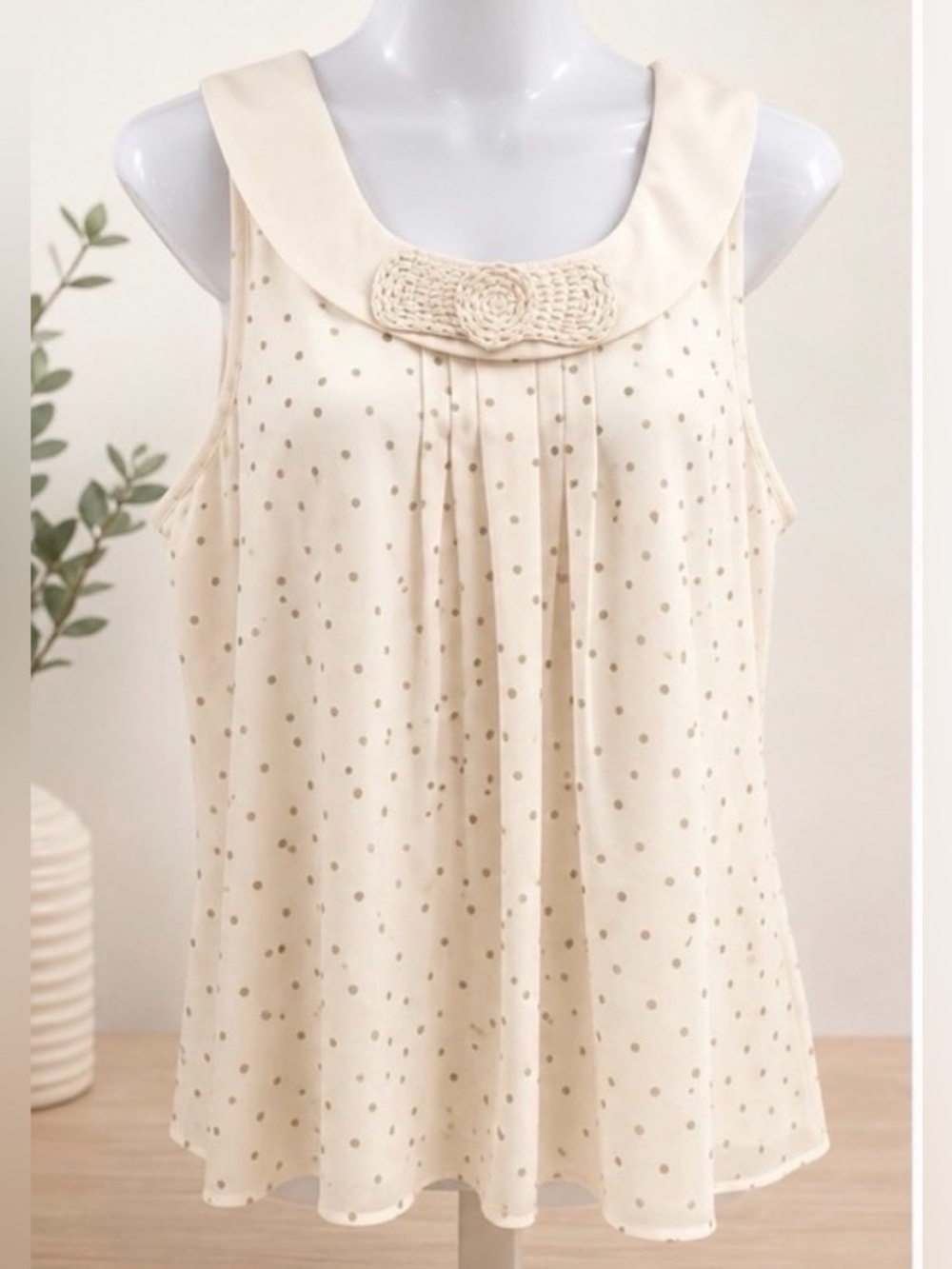Lauren Conrad Fun Summer Top, Size Medium